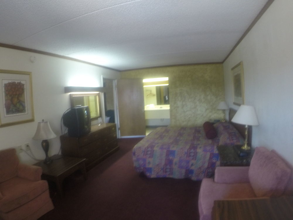 Executive Inn And Suites Уэйко Экстерьер фото